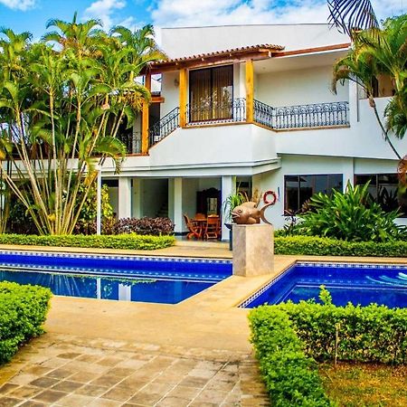 Hotel Boutique Villa Casuarinas Cali Exterior photo